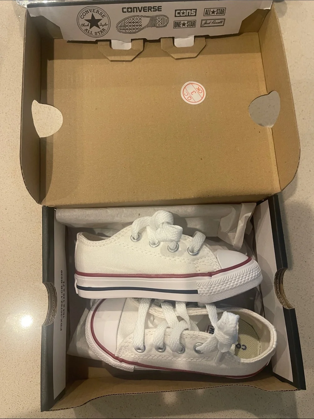 $47 NEW Baby Converse Kids White Low Top Sneakers toddler first shoes boy girl 5